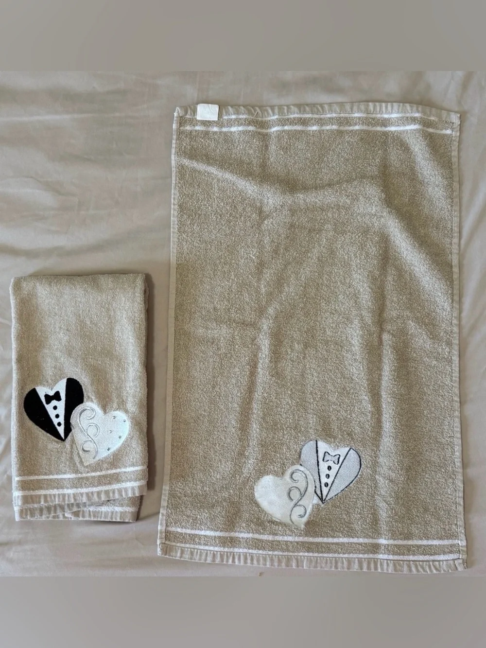 Wedding Bride Groom Embroidered Hand Towels Set of 2 Ivory / Cream NWOT
